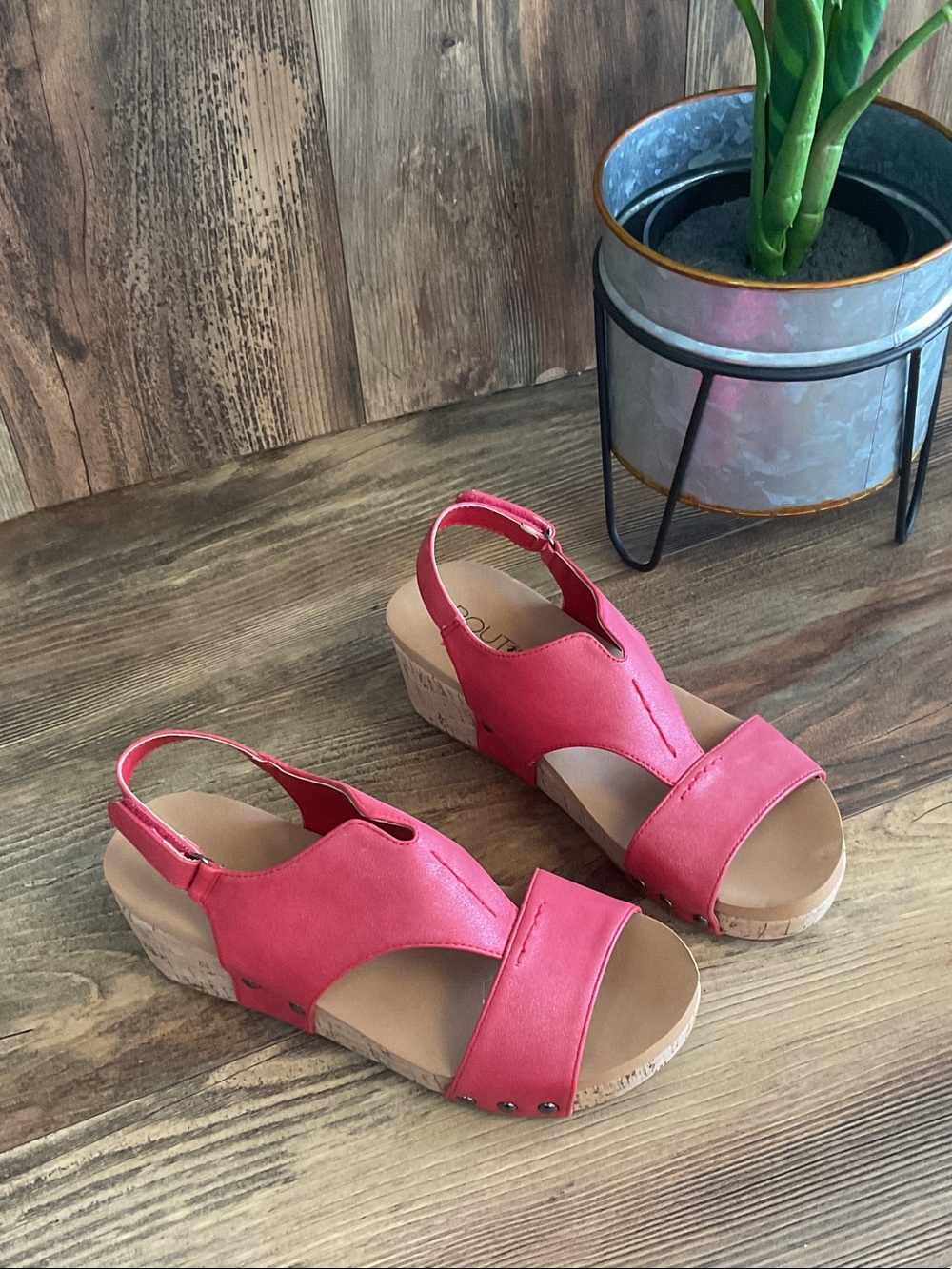 Boutique by Corky's Red Slingback Refreshing Wedge Sandals 7
